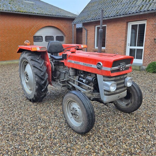 Massey Ferguson 135 - Image 4