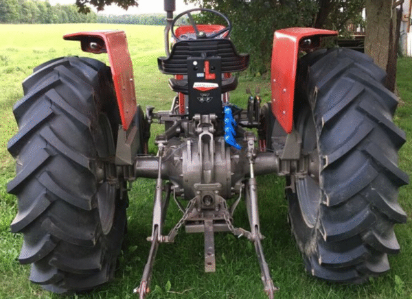Massey Ferguson 165 - Image 3